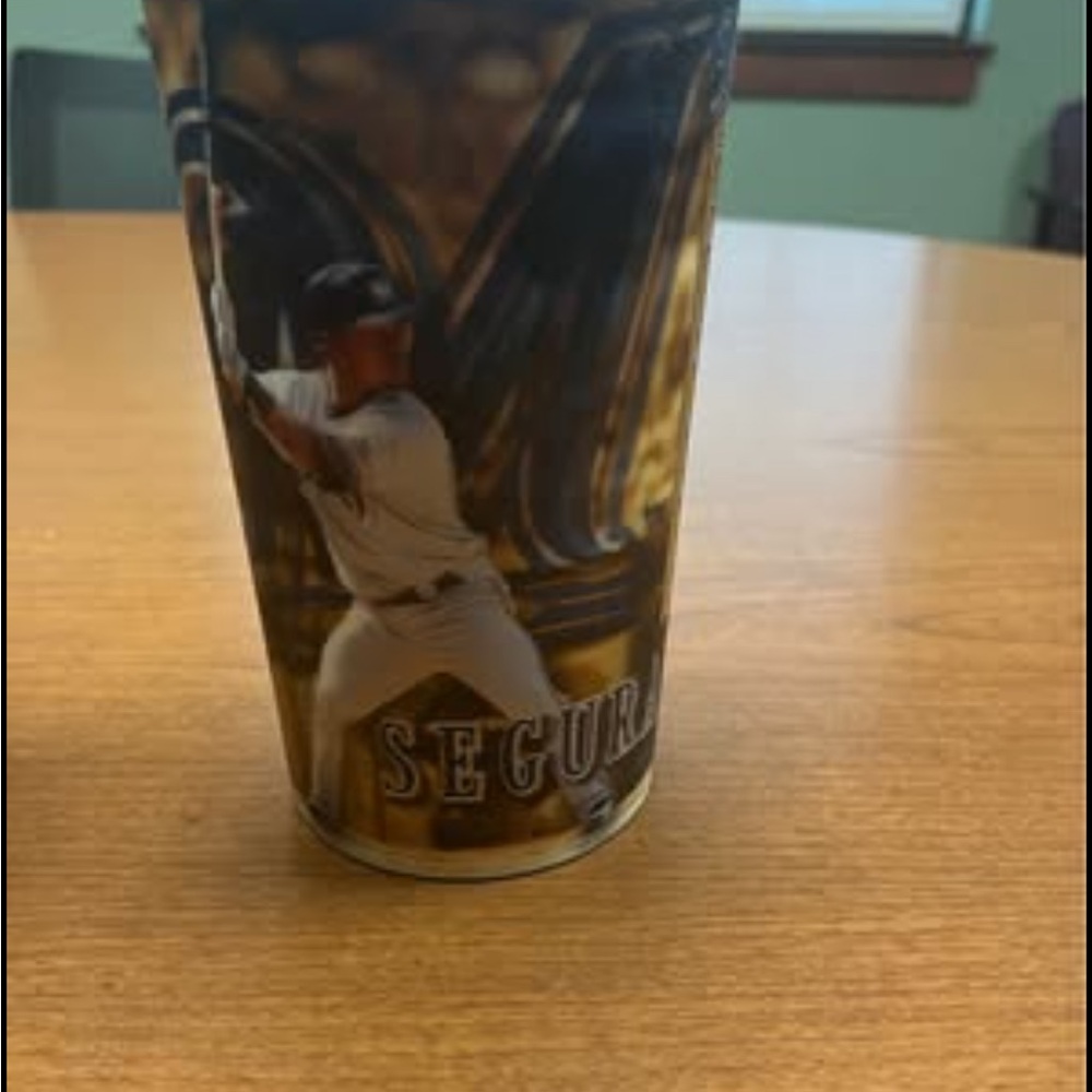 Milwaukee Brewer Holographic Cups - Picture 2 of 3